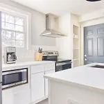 Sonder 16th South 3*