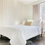 Sonder 16th South 3*