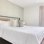 Aparthotel Sonder 16th South 3*