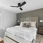 Songbird Bungalow - Cozy & Centrally Located