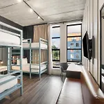 Waymore\'S Guest House