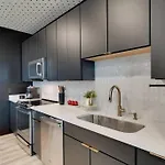 Luxury Balcony Retreat • Near Broadway Apartment Nashville