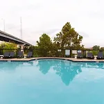 Splash & Explore Riverfront Near Broadway