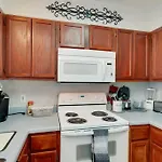 Lovely 2 Bdr With Balcony 2m To Broadway *