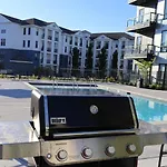 2 Side By Side Units, The Honky Tonk Party Pads, Parking Gym Pool