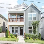 Rooftop, Walk To Restaurants, Printers Alley, Downtown