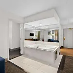 Hotel Comfort & Near Tanger Outlets I-24 Antioch 4*