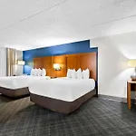 Comfort & Near Tanger Outlets I-24 Antioch 4*