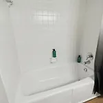 Apartment Brentwood A2 I Cozy & Comfy I 2bd I Free Parking *