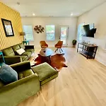 4Br Game Room 6 Beds Family, Opry & Bway