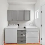 East Cozy Retreat *