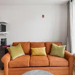 East Cozy Retreat Apartment