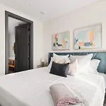 Downtown Dolly - Stylish Airy And Cozy