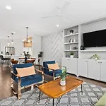 Walk To 12 South And Belmont With Garage Firepit And Patio *
