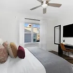 The Hadden House - Rooftop Lounge With Firepit Holiday home *