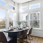 The Hadden House - Rooftop Lounge With Firepit Holiday home Nashville