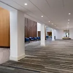 Airport Marriott Hotel 4*