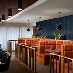 Fairlane Hotel Nashville, By Oliver