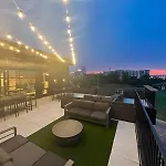 Muse- Morgan Wallen Speakeasy And Giant Balcony *