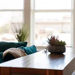 Stunning Nations Condo Minutes From Broadway