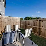 Beautiful Music City Townhome Great Location