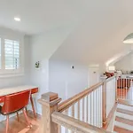 East Paradise 4 Bedroom Large Backyard