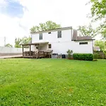 Holiday home East Paradise 4 Bedroom Large Backyard