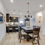 Luxury Dream Downtown Living Ten Comfy Beds