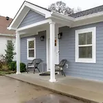 Music City Charmer Tons Of Beds Thirty Day Minimum