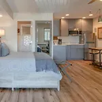Apartment Urban Hideaway Cozy With Pool Access *