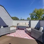 Cowgirl Up 4bd 4.5bth Rooftop Views Holiday home Nashville