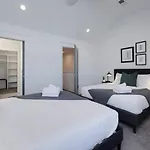 Beautiful Townhomes 2 Units With Outdoor Patios *