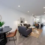 Beautiful Townhomes 2 Units With Outdoor Patios *