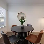 Beautiful Townhomes 2 Units With Outdoor Patios Nashville