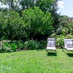 Green Hills Getaway Shopping And Dining District