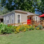 Green Hills Getaway Shopping And Dining District