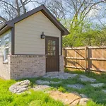 Spacious Nashville Home Sleep12