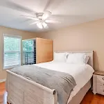 Cozy Hermitage Home W/ Deck: 11 Mi To Nashville!