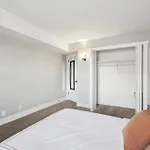 Brentwood C3 I Cozy & Comfy I 2bd I Free Parking
