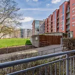 5M103- Modern Country 1Bd 2-Story Nashville Condo