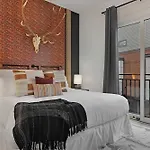 The Camellia & The Bluestem - Two Four Bedroom Homes Holiday home