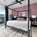 Holiday home The Camellia & The Bluestem - Two Four Bedroom Homes Nashville