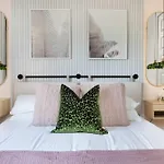 The Camellia & The Bluestem - Two Four Bedroom Homes Nashville