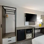 Comfort Downtown - Music Center