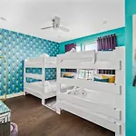 Diva Glam - Luxe - Dt 2miles - 8 Q Beds - Wow Holiday home *