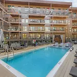 Penthouse Luxury With Pool Patio And View Walk To Broadway Holiday home Nashville