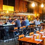 Pool Table Walk To Downtown Bars And Farmers Market * Nashville