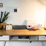 2 Bed 2 Bath Nest For Family