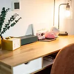 2 Bed 2 Bath Nest For Family