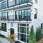 121 Hotel Floor 3 Buyout By Avantstay Entire Third Floor Buyout Of 121 Hotel Sleeps 18